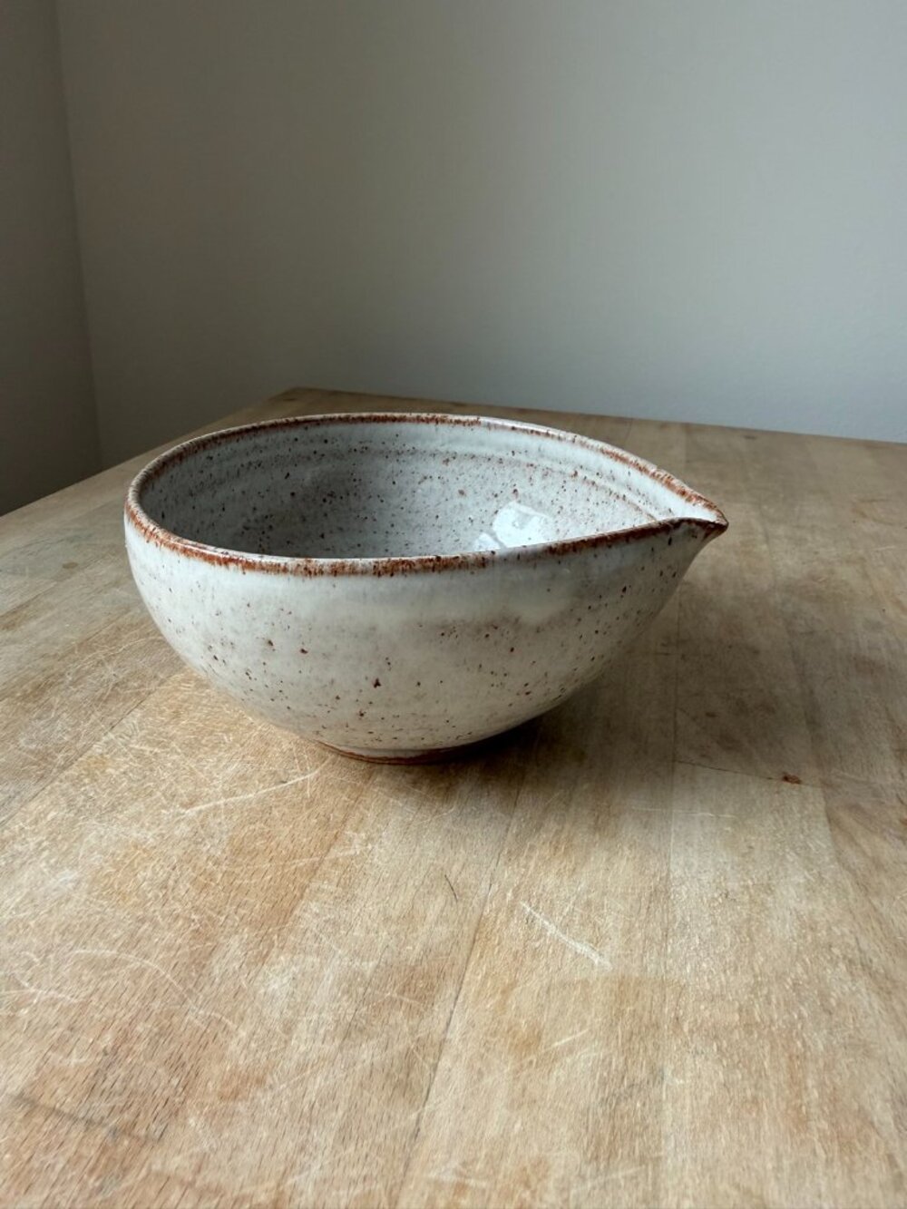 Handmade Rustic Cream Speckled Katakuchi Matcha Bowl with Spout